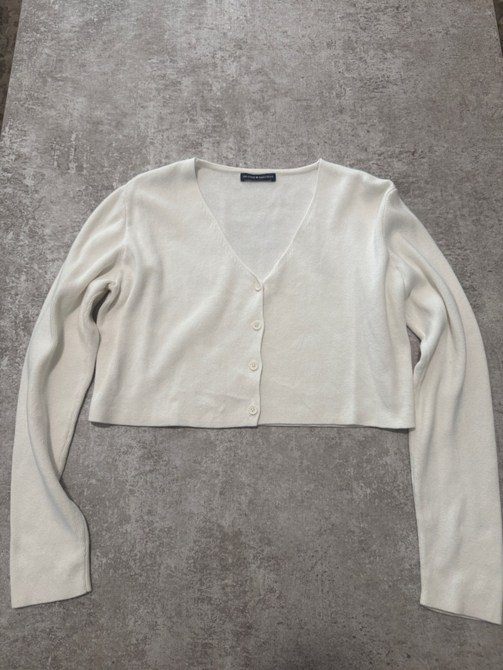 Brandy Melville Cropped V Neck Cardigan White